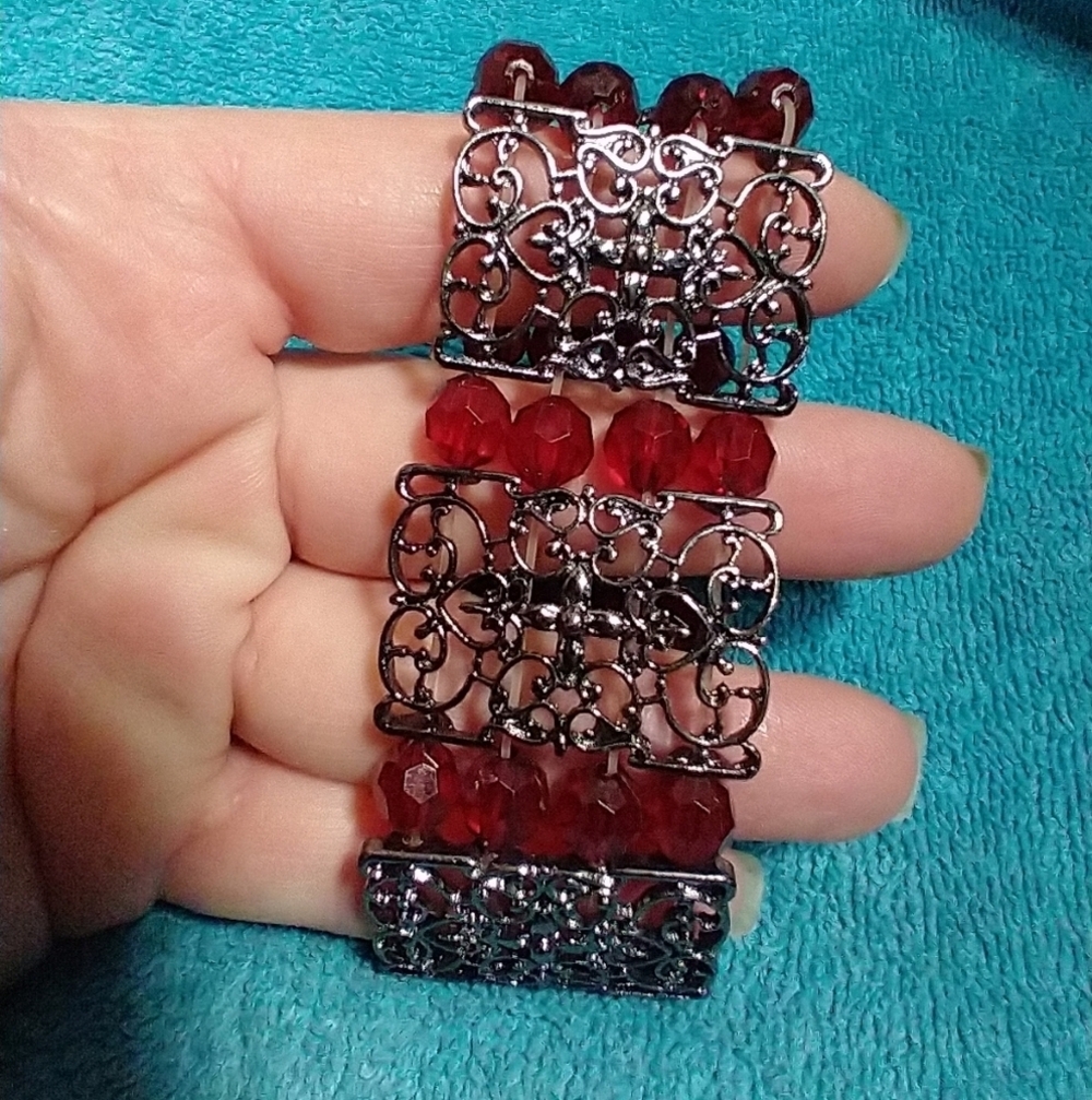 Elegant Red Faceted Beaded Silvertone Stretch Bracelet Wide Gothic